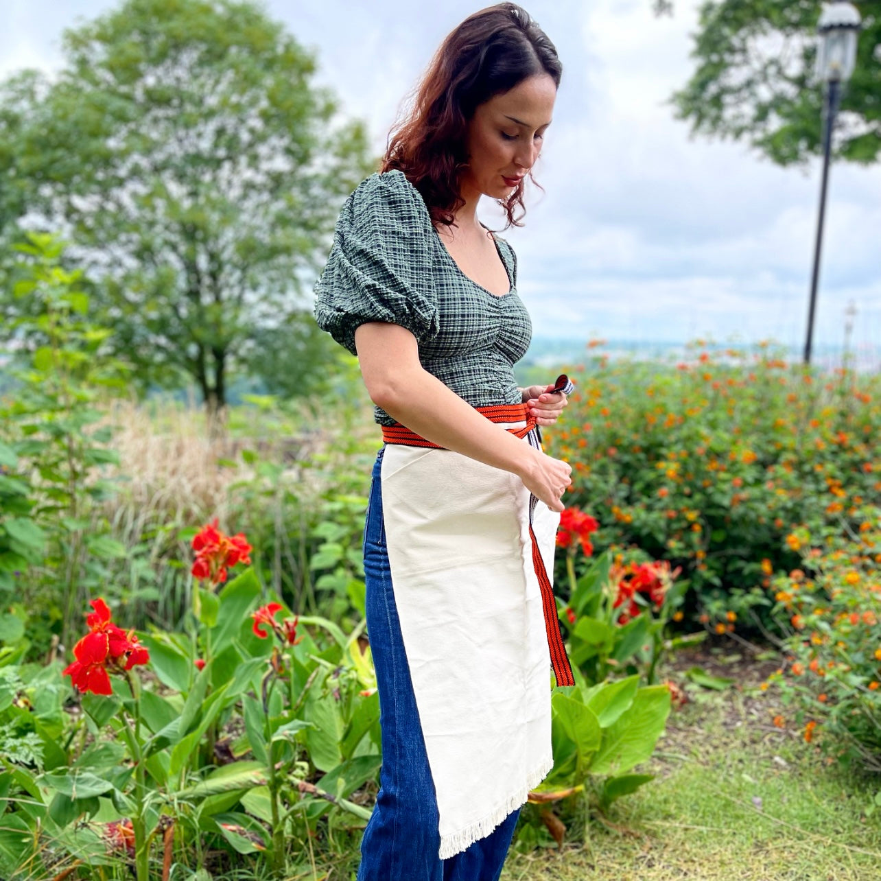 Maekake Apron- Cream White