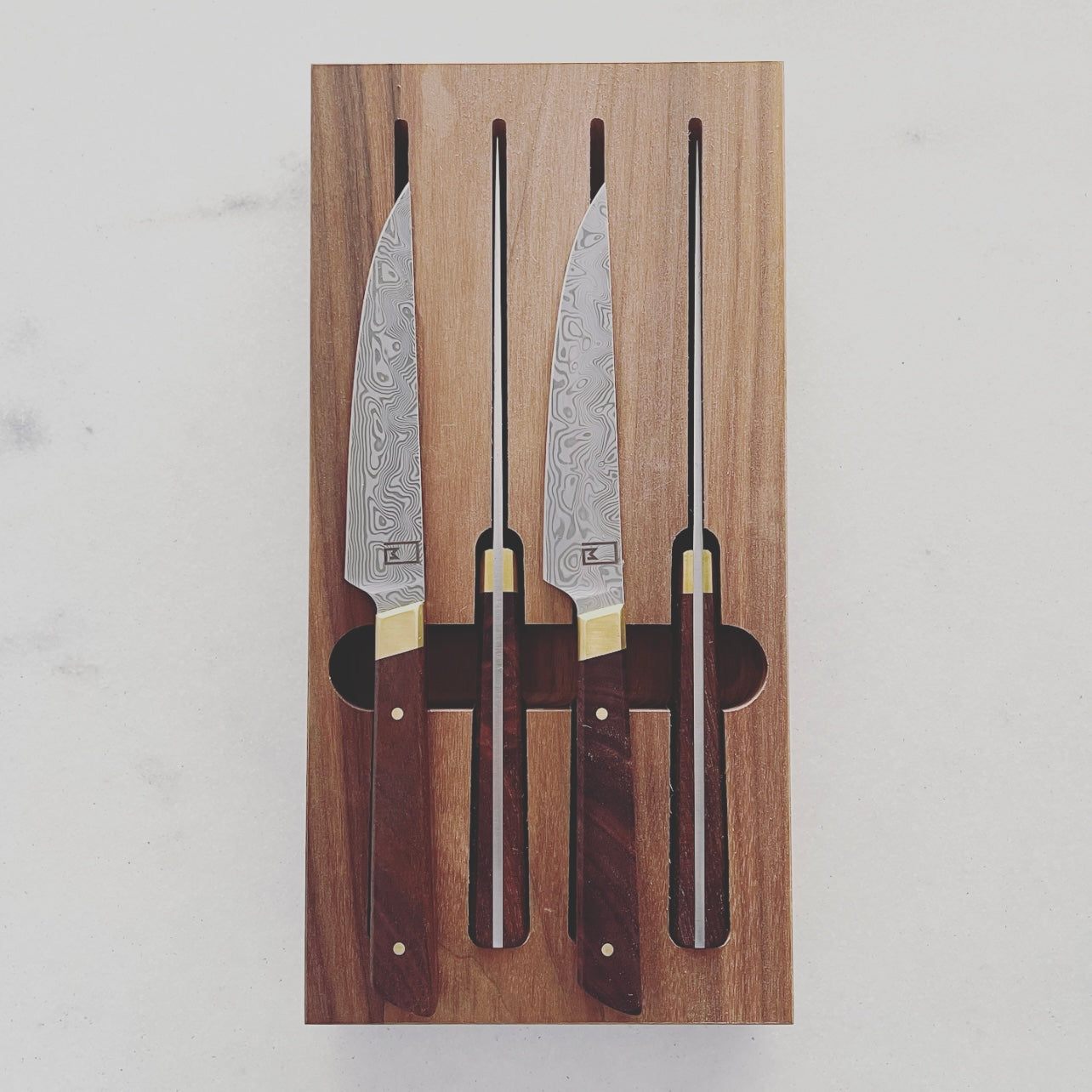 Table & Steak Knives: Vinland Pattern