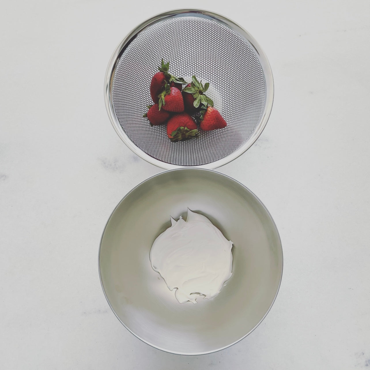 Mixing Bowl with Perforated Strainer