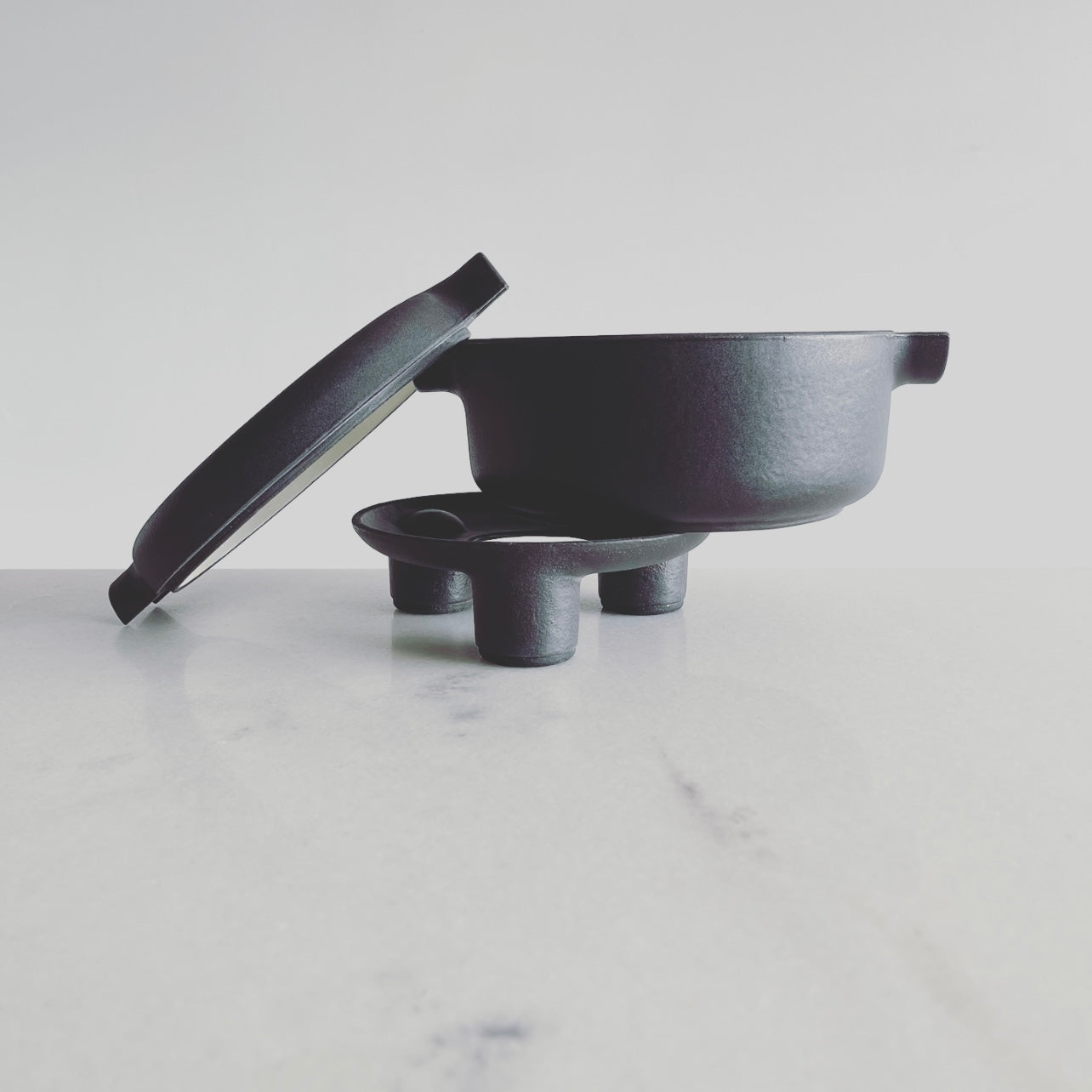 JIA 'DING' Cast Iron Casserole
