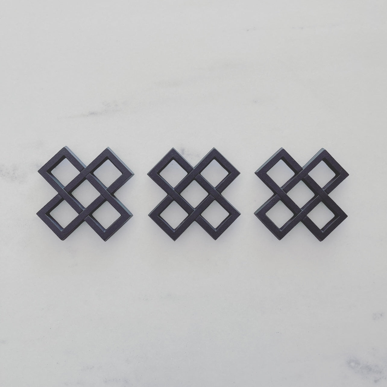 EX-PLUS Trivet