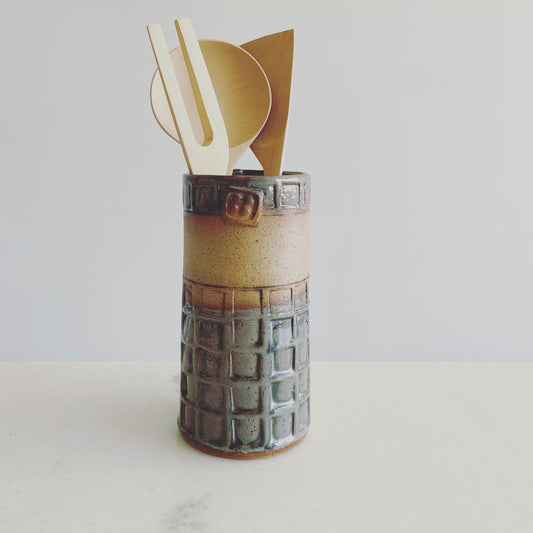 Utensil Holder & Wine Chiller