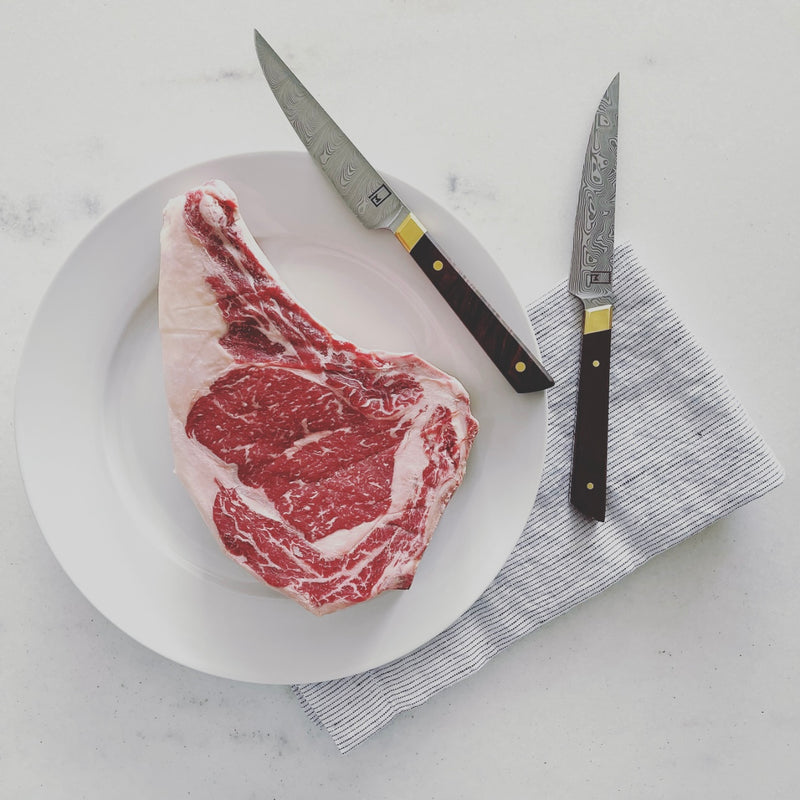 Table & Steak Knives: Twist Pattern